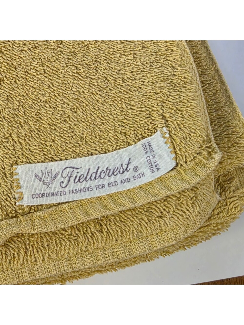 Vtg 70s Fieldcrest Harvest Gold Bath Towels (Set of 2)